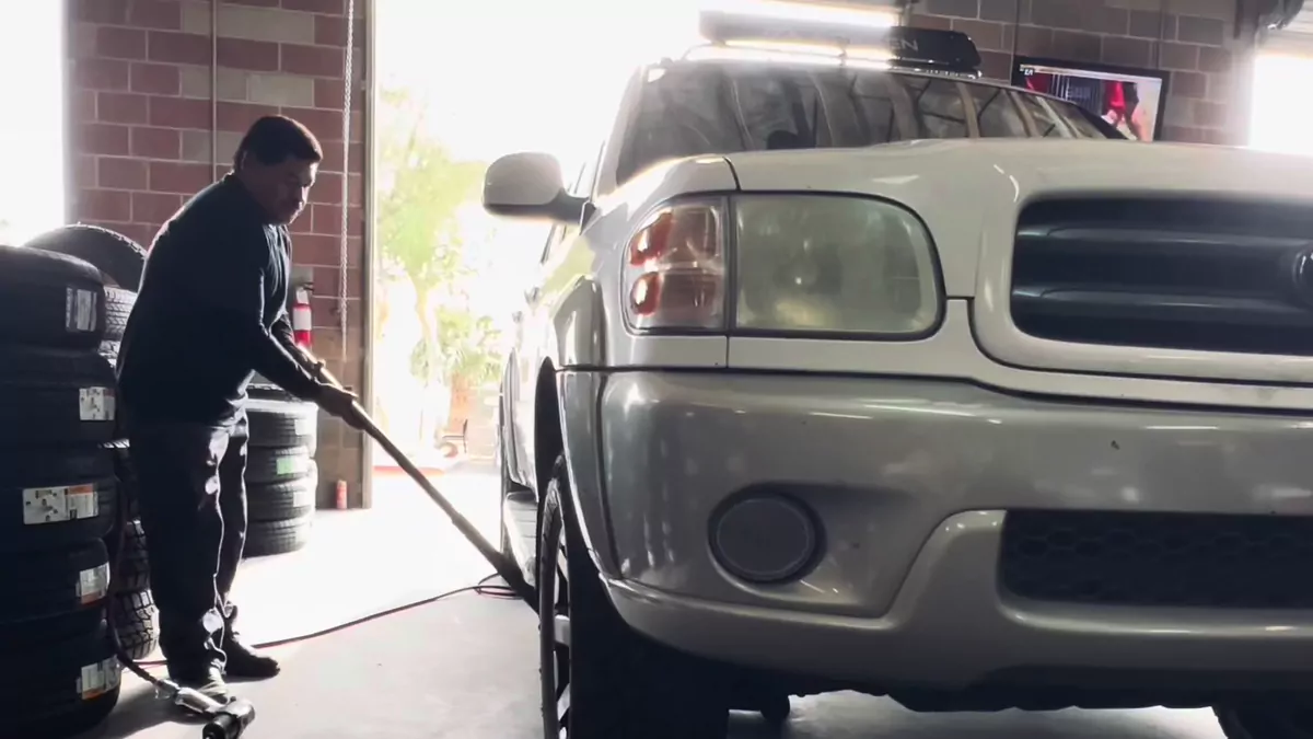 Video cover for Kain's Tires: the tire shop on East Bonanza Road in Las Vegas